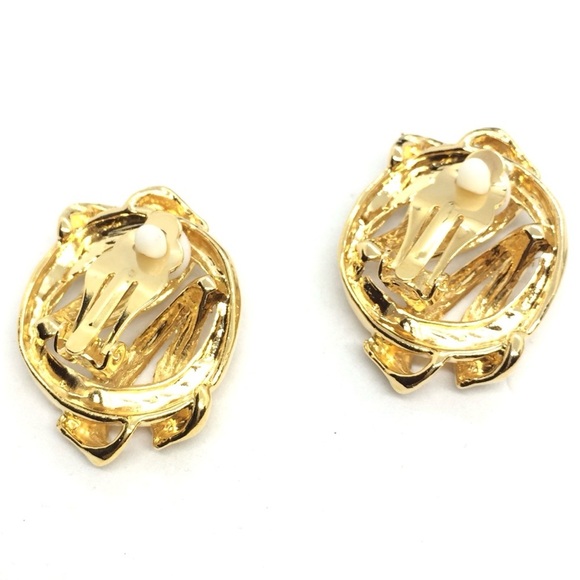 3/$30 VINTAGE 80S 90S GOLD TONE CLIP ON EARRINGS ABSTRACT TWIST OVAL RUNWAY - Picture 10 of 11
